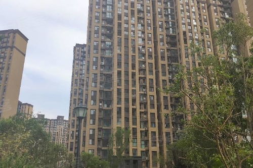 廣電天韻優(yōu)點(diǎn) 不足,廣電天韻怎么樣,廣電天韻周邊房產(chǎn)中介經(jīng)紀(jì)人評(píng)價(jià)