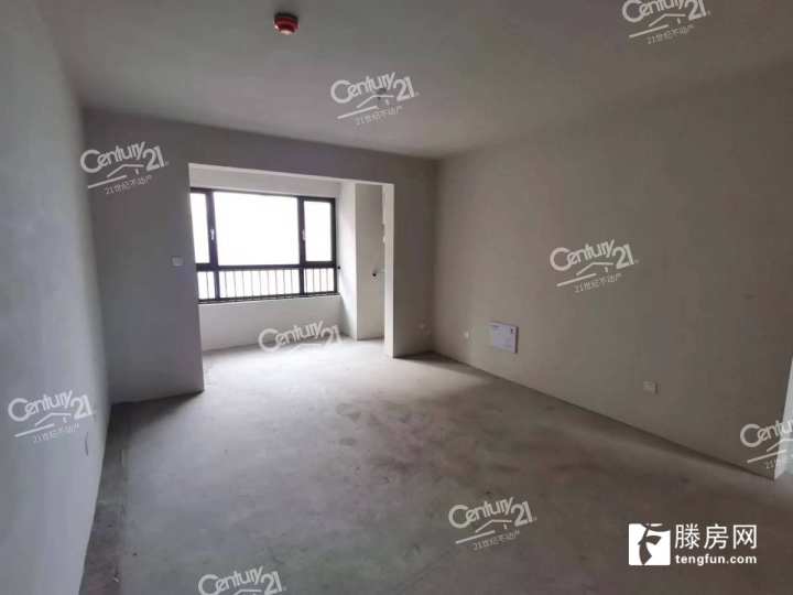 和馨園1期 小高層 送車位儲藏室 好樓層 采光無敵 飛機戶型 看房方便 .. . 滕州二手房出售