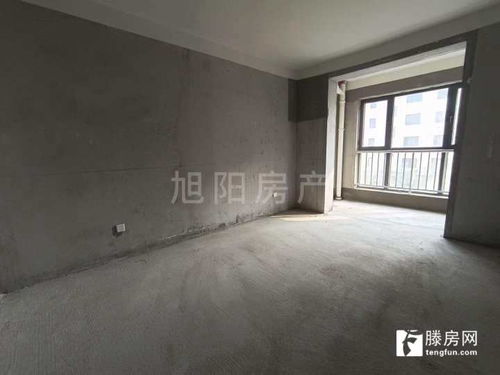 城東 凱潤(rùn)花園,電梯11層,四室兩廳兩衛(wèi),170平毛坯新房168萬(wàn),新證,看房方便有鑰匙 滕州二手房出售