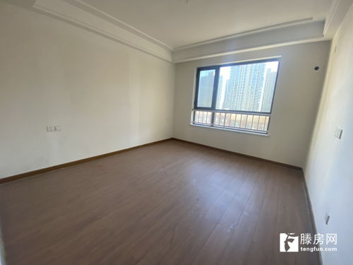 北辛學(xué)區(qū),善國(guó)璟園,最前排,好樓層5樓,三室兩廳兩衛(wèi),精裝修未住,帶一個(gè)車位,南北通透飛機(jī)戶型,連廊 滕州二手房出售