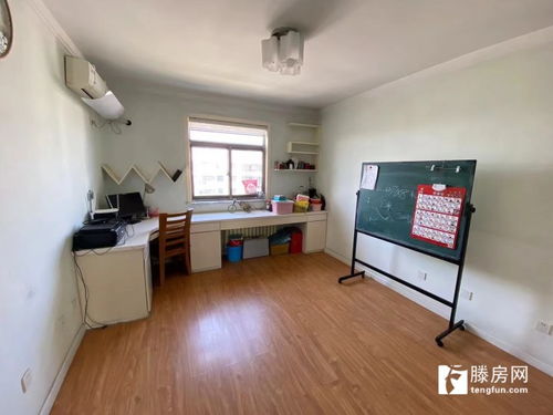 城北學(xué)區(qū),華騰西區(qū),總高11的,一梯兩戶,飛機(jī)戶型,三室兩廳兩衛(wèi),送車位儲(chǔ)藏室,證滿五年,有鑰匙看房 滕州二手房出售