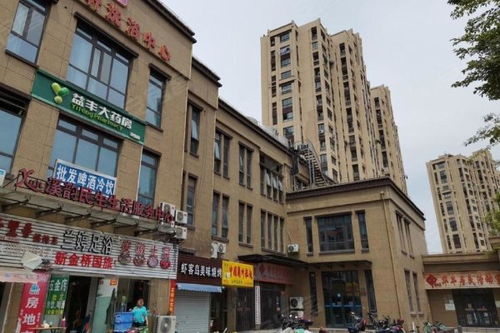 翔和雅苑三區(qū)綜合評析 優(yōu)缺點(diǎn)、居住體驗(yàn)與周邊房產(chǎn)中介服務(wù)